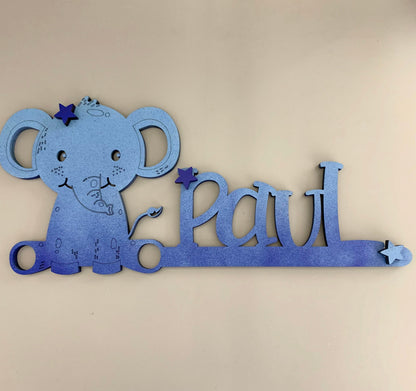 Personalisierter Holz Schriftzug Kinderzimmer