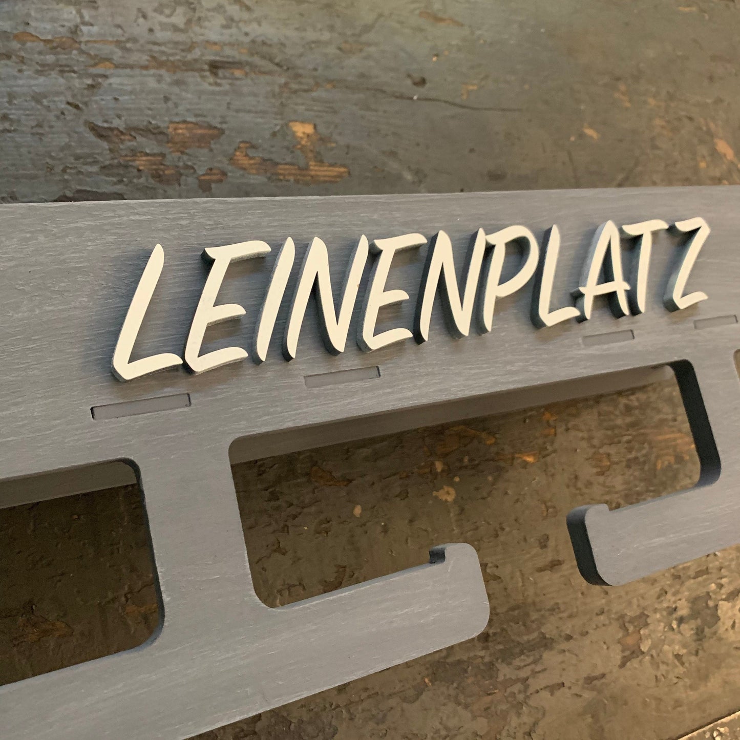Leinenplatz, Hundegarderobe personalisiert, Leinengarderobe, Leinenparkplatz, Leinenhalter, Hundeleine, Dogstation