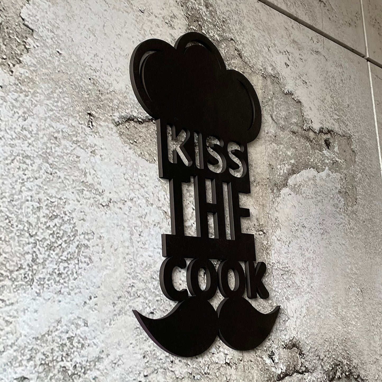 Kiss the cook | 3D Schriftzug | Wanddeko | Wandkunst | Wandschild | 3D Wandtattoo