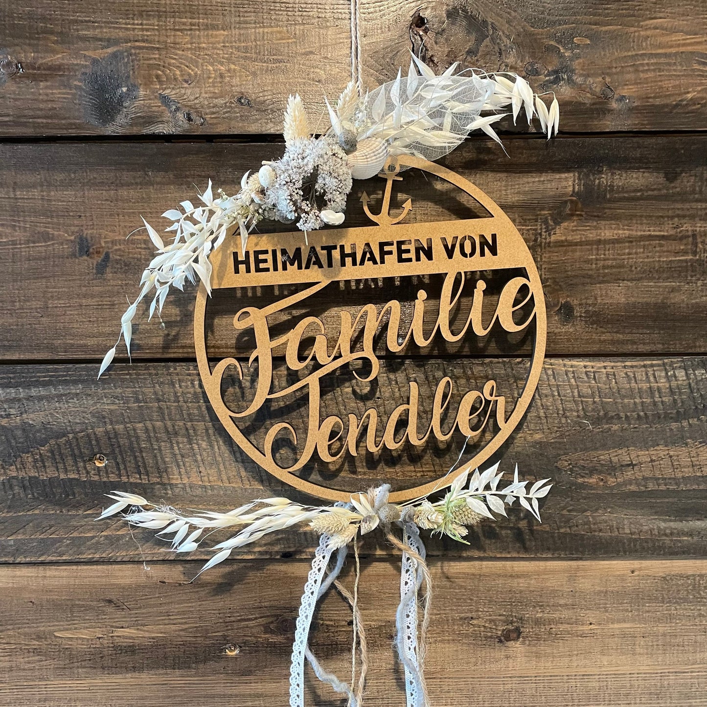 Personalisierter Hoop mit Trockenblumen & Muscheln