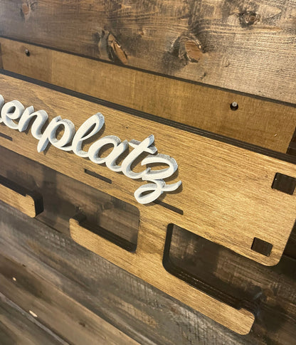 Leinenplatz, Hundegarderobe personalisiert, Leinengarderobe, Leinenparkplatz, Leinenhalter, Hundeleine, Dogstation