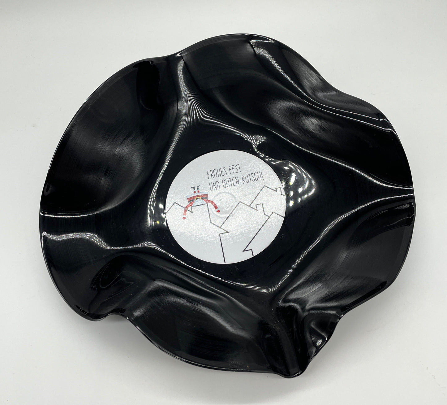 Schallplatten Schalen 2 Stk.  handgefertigt aus Vintage upcycled Vinyl Schallplatten, Upcycling